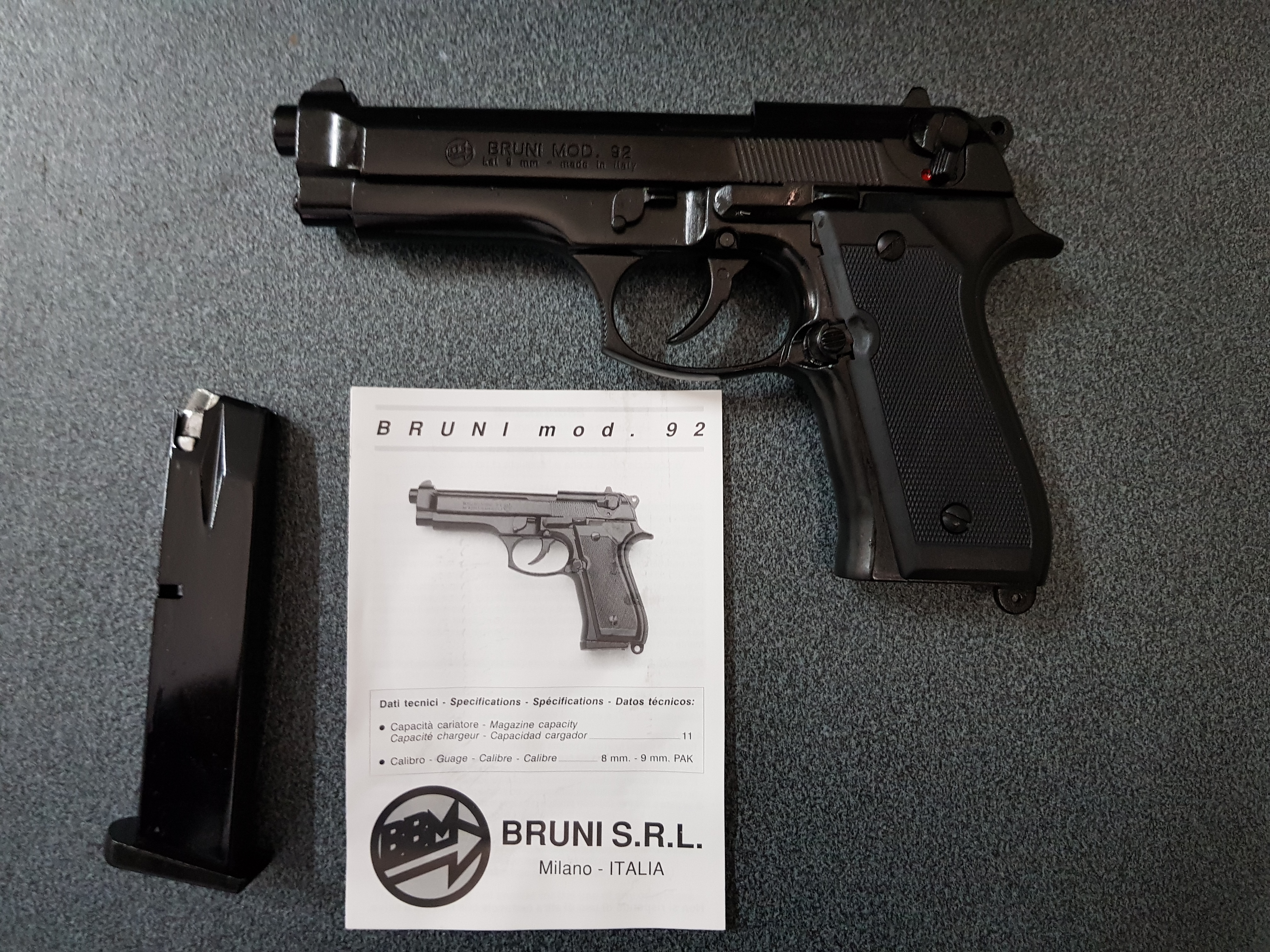 BRUNI PISTOLA A SALVE SCACCIACANI MODELLO BERETTA 92 FULL METAL