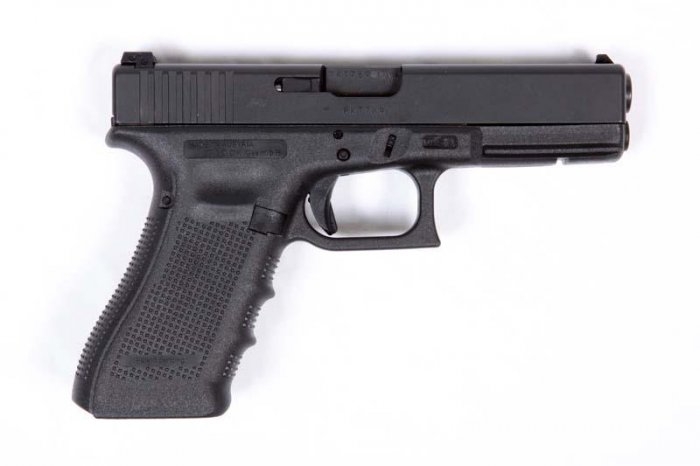 WE PISTOLA SOFTAIR GLOCK 17 4 GEN. GREEN GAS SCARRELLANTE CON CARRELLO IN  METALLO NERA W057B - PcPerformance